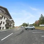 Apartment 4 C4 Grand
